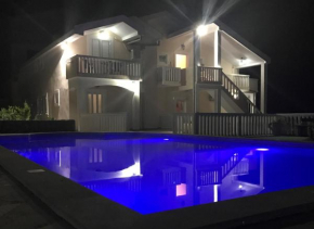 Гостиница Apartments Vila Lazarevic  Тиват